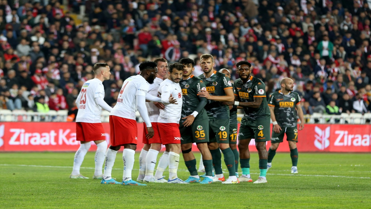 Kupada ikinci finalist Sivasspor!