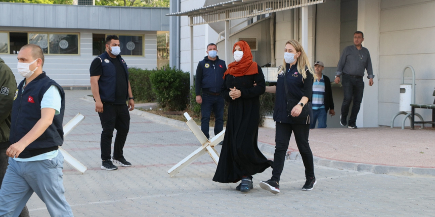 'Karadul' canlı bombacısı da aralarında: DEAŞ şüphelileri adliyeye sevk edildi!