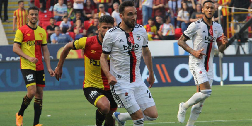 9 kişi kalan Beşiktaş, Göztepe karşısında deplasmanda 2-0 kazanmasını bildi