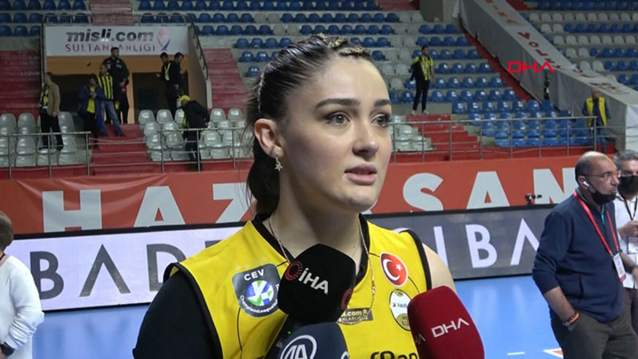 Zehra Güneş şampiyonluğun ardından gözyaşlarını tutamadı!