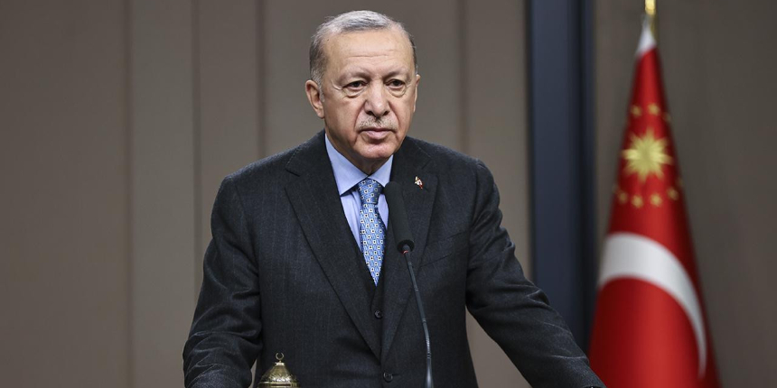 Cumhurbaşkanı Erdoğan'dan şehit askerlerin ailelerine başsağlığı mesajı