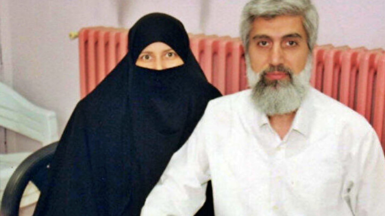 Eski Furkan Vakfı Başkanı Kuytul'un eşi PKK'lılara misafir oldu!