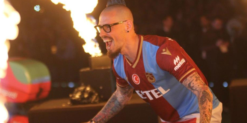 Trabzonspor'un Slovak futbolcusu Marek Hamsik: Şampiyonluğu hak ettik