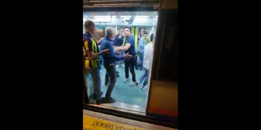 Marmaray’da Fenerbahçe-Trabzonspor taraftar kavgası! 'Ali Koç yargılansın' etiketi açıldı