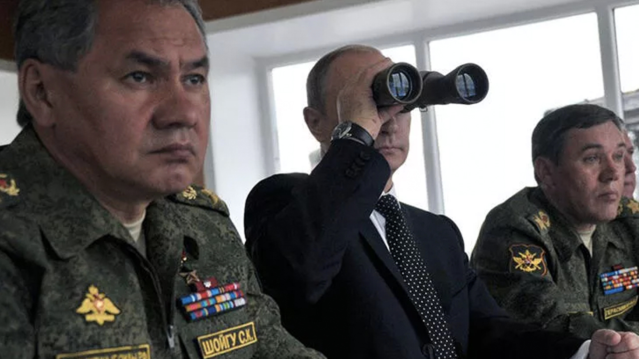 Rusya'dan çok çarpıcı iddialar geliyor... Putin kendine rütbe verip cepheye emirler yağdırıyor