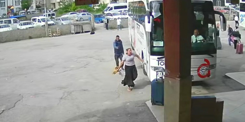 Eşinin kardeşiyle kaçtığını iddia edip dehşet saçmıştı: O anlar kameraya böyle yansıdı