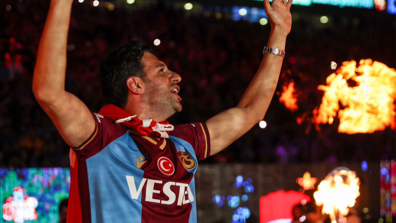 Trabzonsporlu futbolcu İsmail Köybaşı: Real Madrid bile şampiyonluğunu bu şekilde yaşayamaz