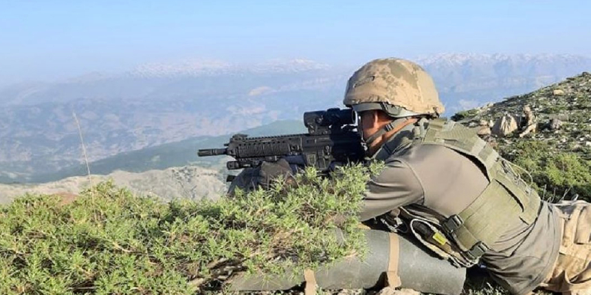 Mehmetçikten, Eren Abluka-10 Ağrı Dağı operasyonu! PKK’nın Sözde Ağrı dağı grubu yok edildi