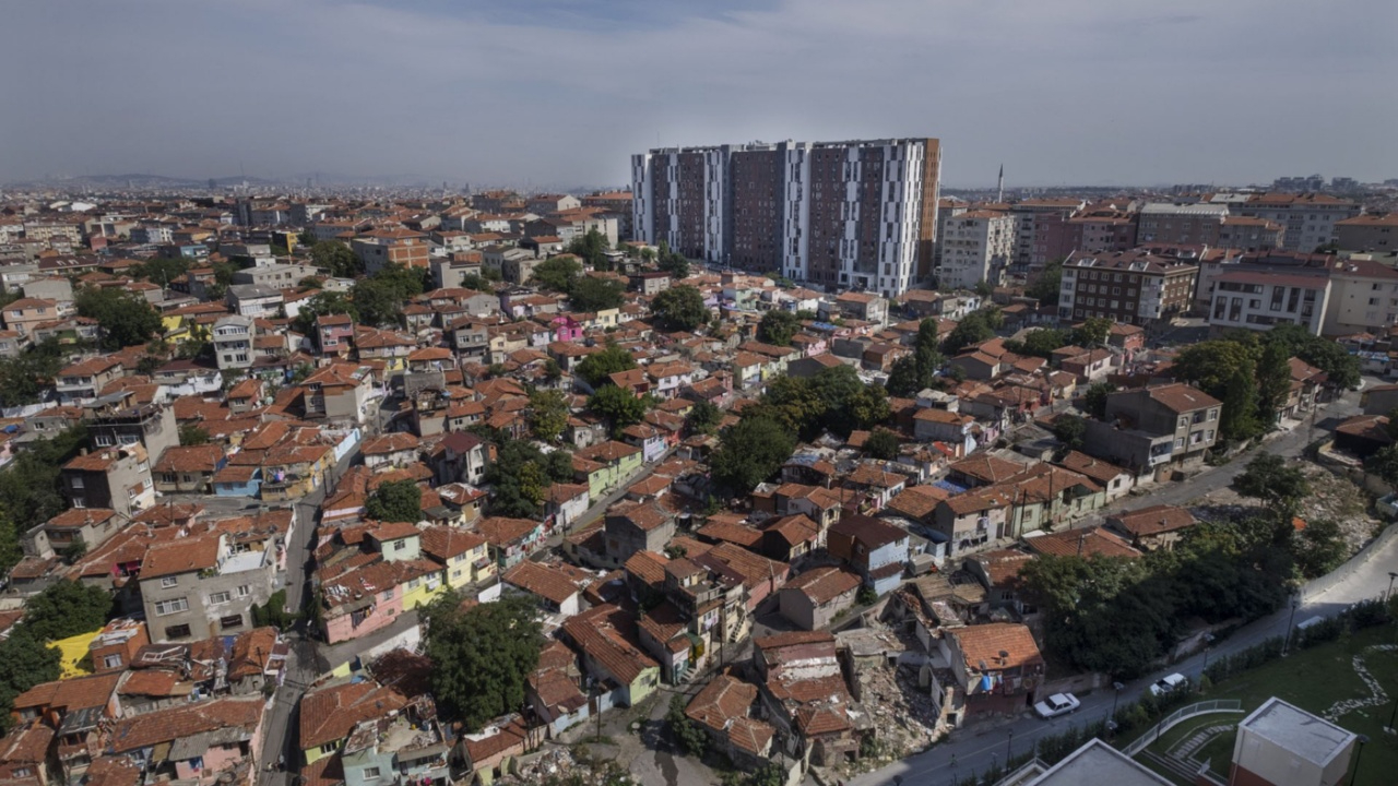 Hazine'den BES, konut fiyatları ve büyüme açıklaması