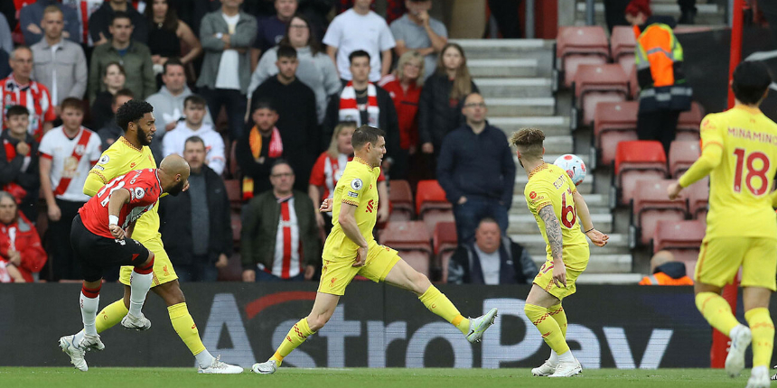 Southampton'a geçit vermeyen Liverpool, Premier Lig'deki şampiyonluk umudunu son haftaya taşıdı
