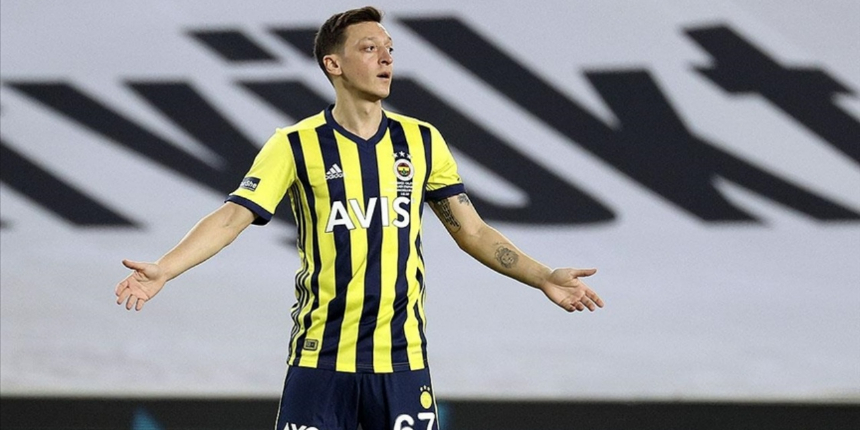 Mesut Özil paylaştı: Sabırsızlanıyorum