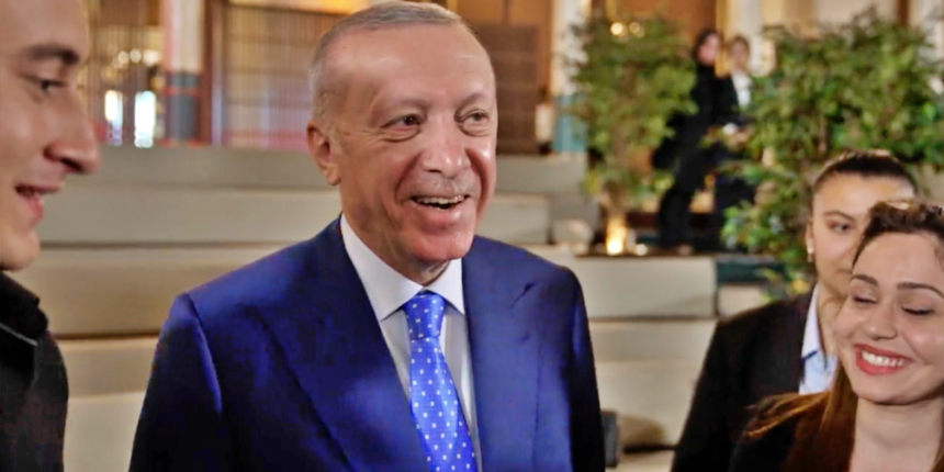 Cumhurbaşkanı Recep Tayyip Erdoğan, Millet Kütüphanesi’nde gençlerle buluştu
