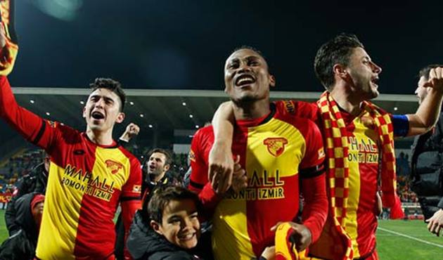 Süper Lig'e çıkan Göztepe'ye Başbakan'dan tebrik