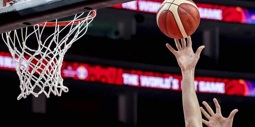 FIBA'nın Belarus kararı 12 Dev Adam'a yaradı