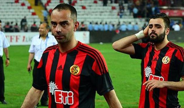 Penaltı kaçıran Semih ile Trabzonspor eski yöneticisi Twitter'da kapıştı!