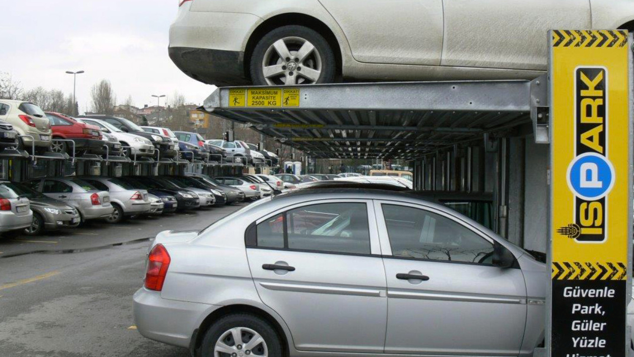 İBB'den İSPARK'a zam! 1 saatlik park ücreti 28 lira oldu