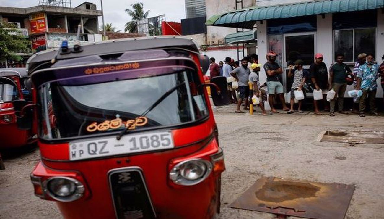 Sri Lanka, tarihinde ilk kez temerrüde düştü