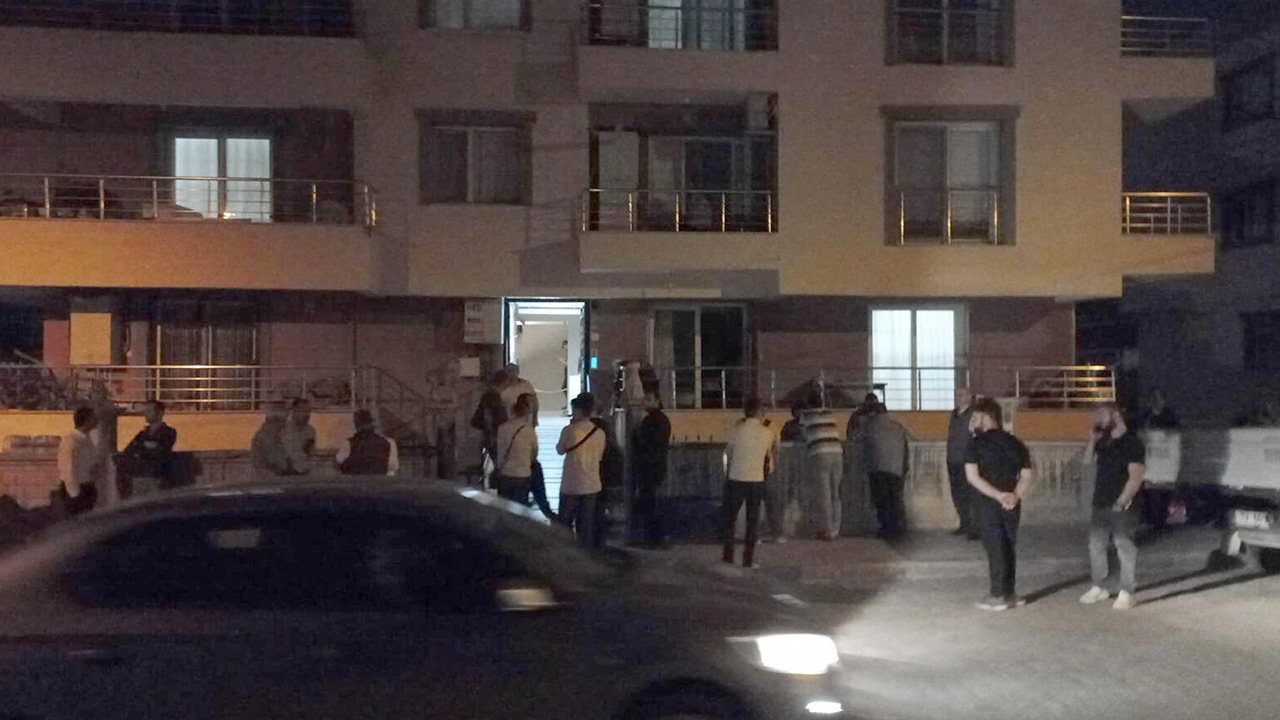 Üniversite öğretim üyesi evinde ölü bulundu