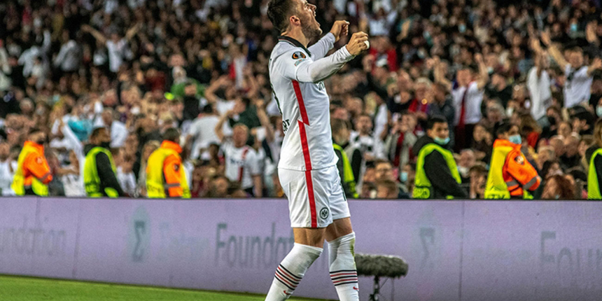 UEFA Avrupa Ligi'nde sezonun en iyi oyuncusu Eintracht Frankfurt'tan Filip Kostic oldu