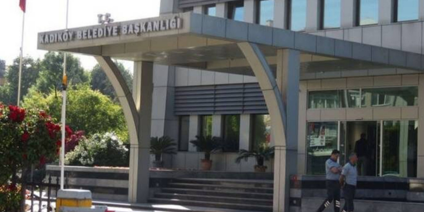 CHP'li belediyede vurgun: Kadıköy Belediyesi'ndeki rüşvet operasyonunda 124 kişiye tutuklama talebi!