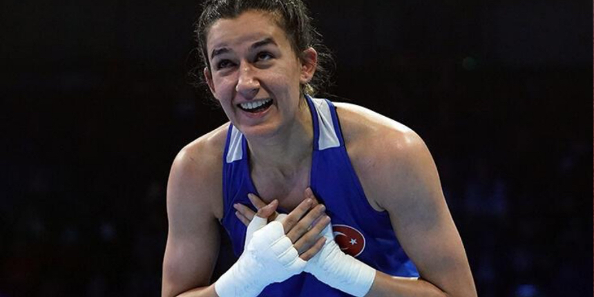 Hatice Akbaş'tan altın madalya