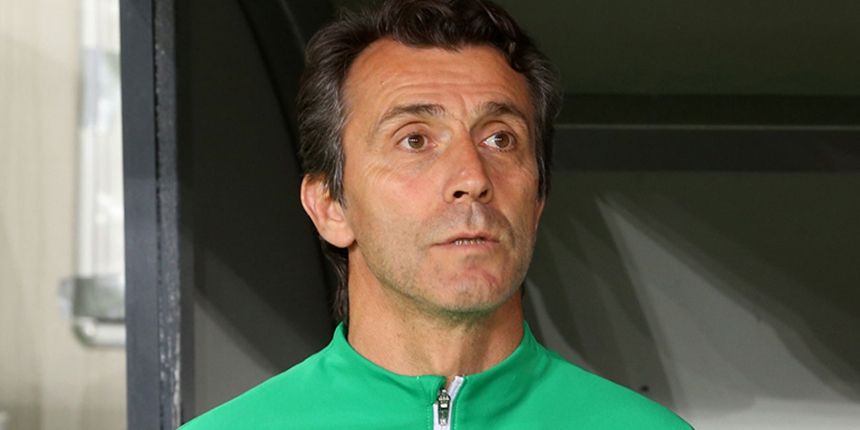 Küme düşen Çaykur Rizespor yoluna teknik direktör Bülent Korkmaz ile devam edecek