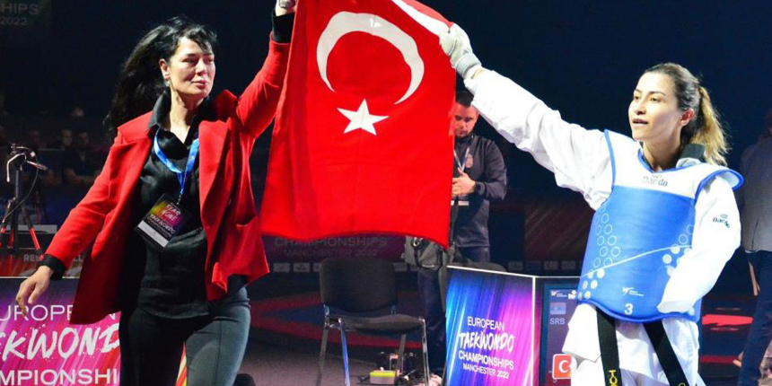 Milli taekwondocu Gamze Gürdal, Manchester'daki turnuvada Avrupa Şampiyonu oldu