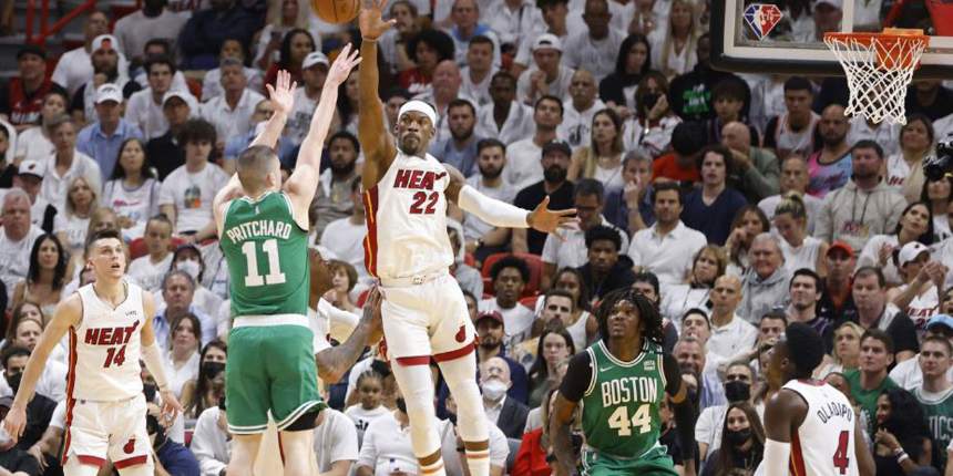 Doğu Konferansı finalinde Miami Heat, Boston Celtics karşısında seride 2-1 öne geçti
