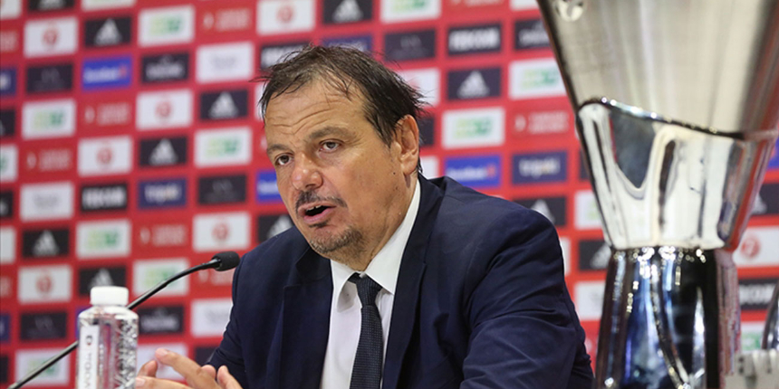 Ergin Ataman, Avrupa Ligi'nde üst üste şampiyon olarak tarih yazdıklarını söyledi