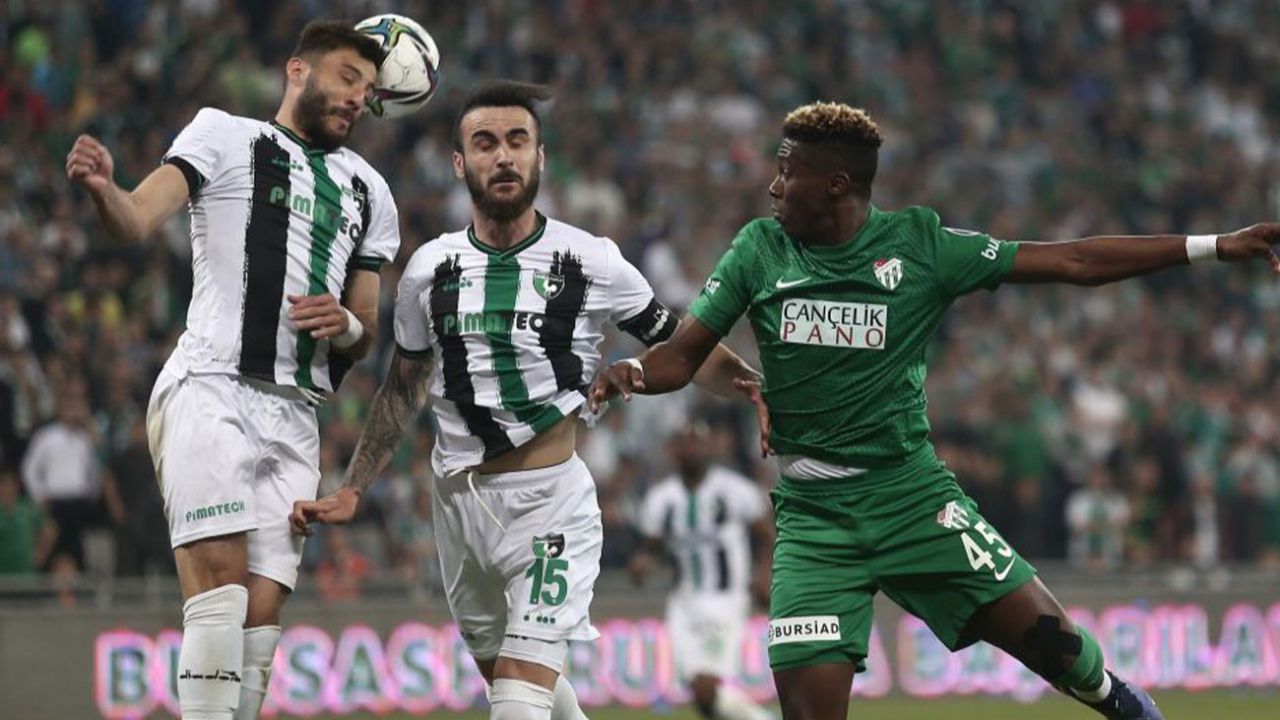 Sosyal medyadan açıklama yapan Portekizli futbolcusu Joao Pedro, Bursaspor ile yollarını ayırdı