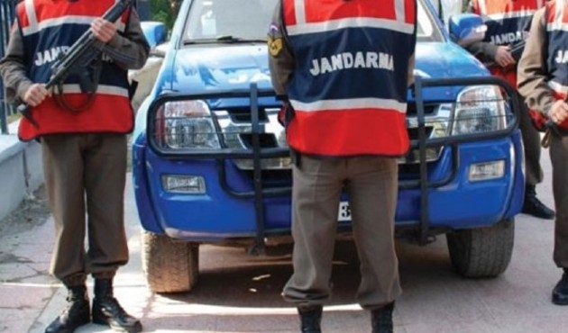 Jandarma’da FETÖ operasyonu! 35 subay ve astsubay gözaltında...