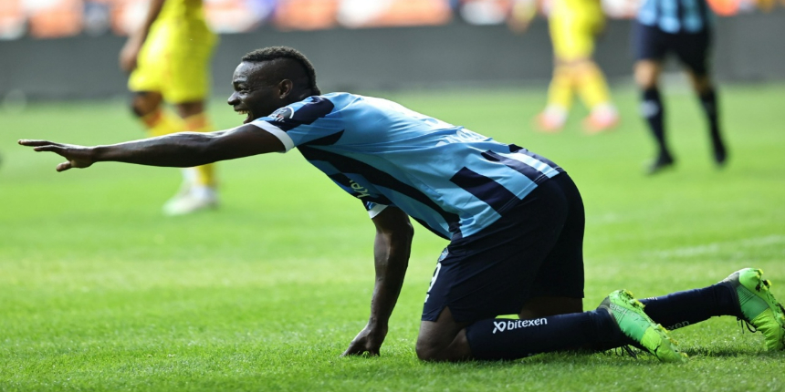 Mario Balotelli'den büyük başarı! Alex'ten sonra ilk kez!
