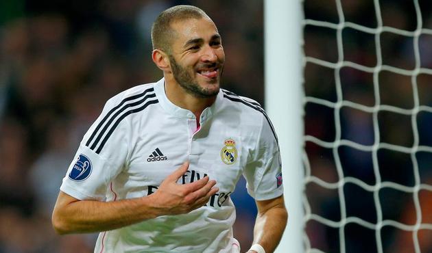 Karim Benzema Galatasaray'a imza attı
