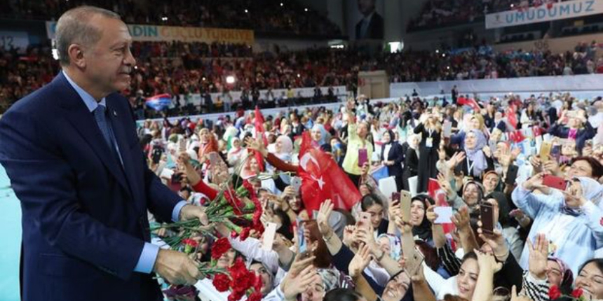 AK Parti'de 3 yıl sonra bir ilk: Kamp mesaisi başlıyor! 2023 için start verildi...