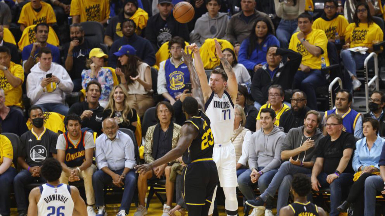 Golden State Warriors, NBA finaline bir maç uzaklıkta! Seride durum 3-0