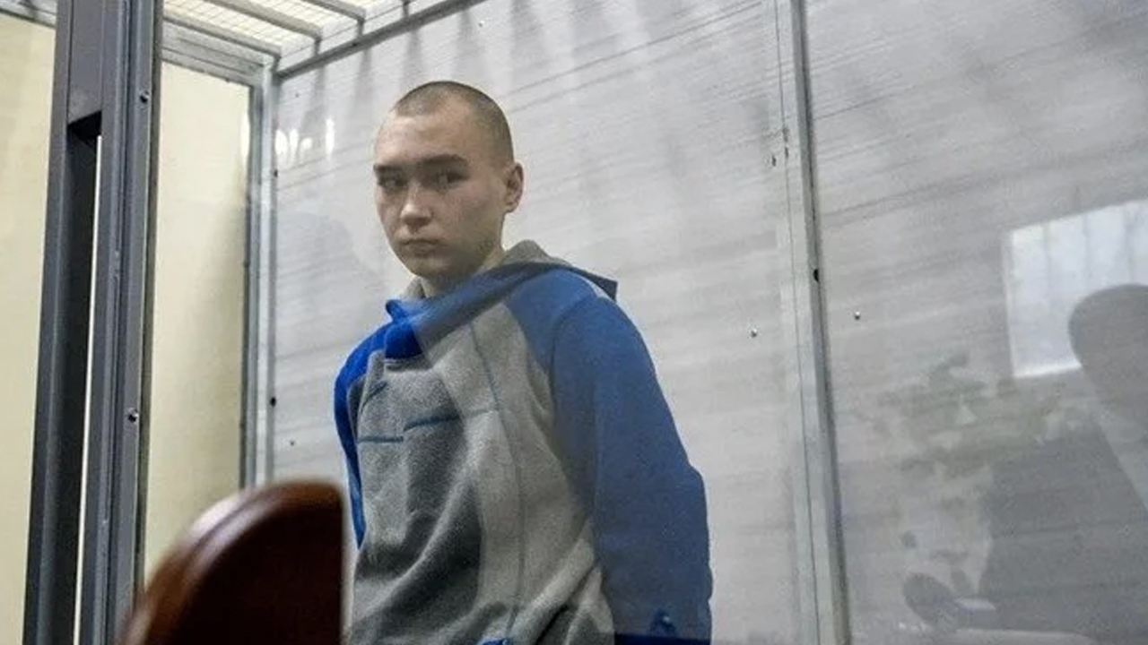 Ukrayna'da savaş suçundan yargılanan ilk Rus askerinin cezası belli oldu: Silahsız sivili öldürmüştü