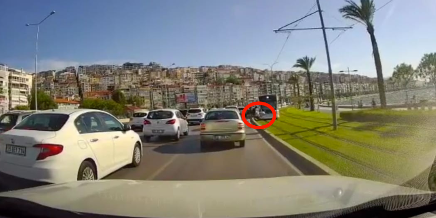 Küçük kız tramvayın altında kaldı! Feci kaza araç içi kamerasında
