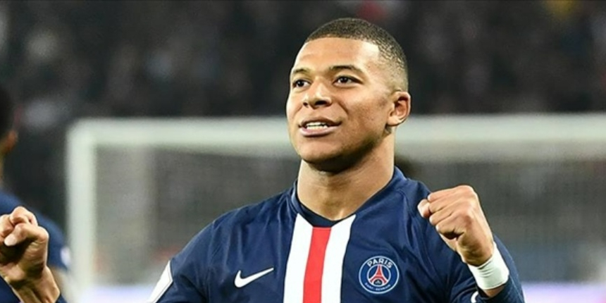 Benzema'dan Mbappe sorusuna cevap: Küçük şeyleri konuşmanın sırası değil