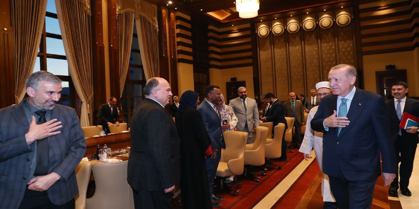 Cumhurbaşkanı Erdoğan Müslüman kanaat önderlerini kabul etti