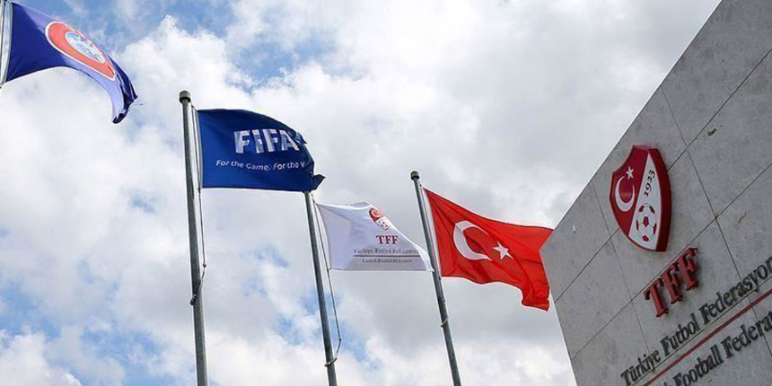 Mehmet Büyükekşi, Türkiye Futbol Federasyonu Başkanlığı'na aday olmayı düşündüğünü açıkladı