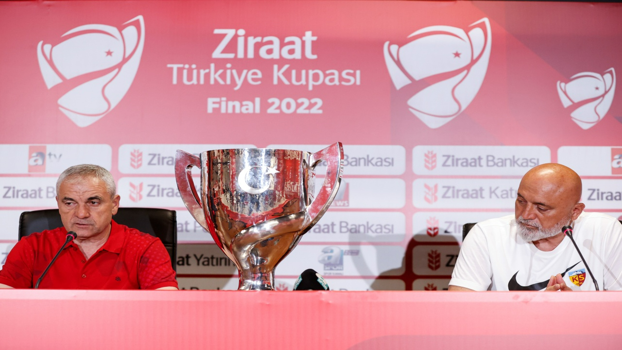 Hikmet Karaman ve Rıza Çalımbay'dan ortak basın toplantısı