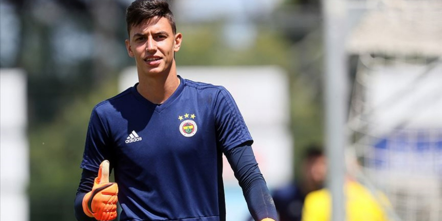 Berke Özer, Fenerbahçe'ye veda etti!