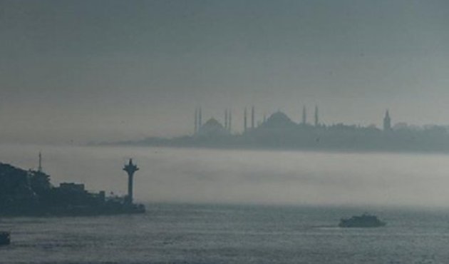 İstanbul Boğazı gemi geçişlerine kapatıldı!
