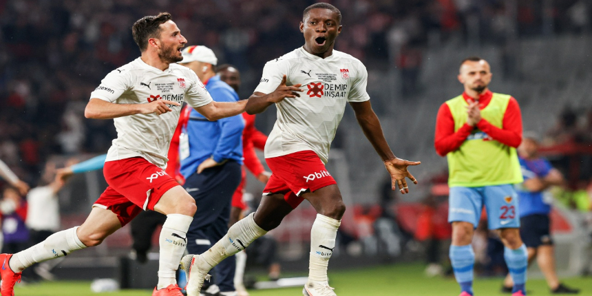 ÖZET | Ziraat Türkiye Kupası'nda Kayserispor'u mağlup eden Sivasspor şampiyon oldu | Kayserispor 2-3 Sivasspor