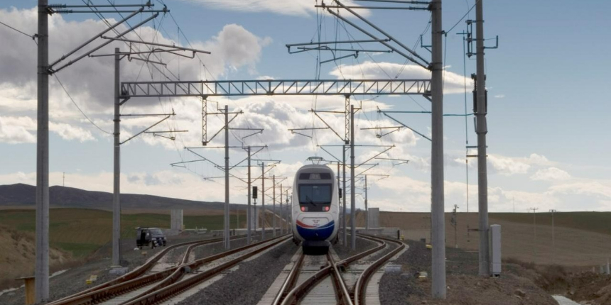 TCDD uyardı: Bu bölgelerden uzak durun!