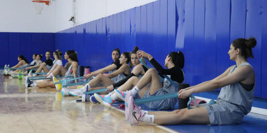 Bolu'da kampa giren A Milli Kadın Basketbol Takımı, Avrupa Şampiyonası için ter döküyor