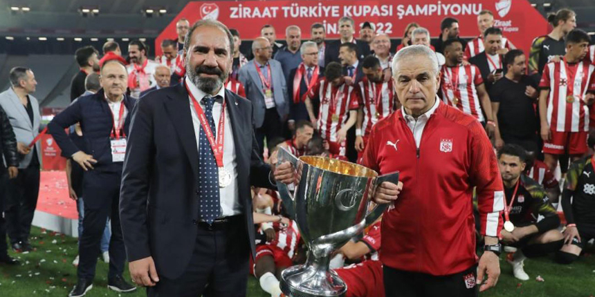 Ziraat Türkiye Kupası'nı kazanan Sivasspor, UEFA Avrupa Ligi biletini aldı