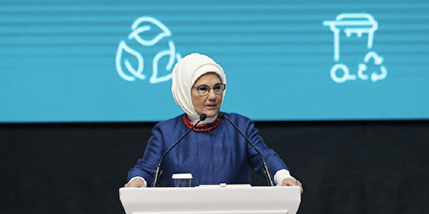 Sosyal medyada başlayan algı operasyonu muhalif medyaya sıçradı: Emine Erdoğan'ı hedef aldılar