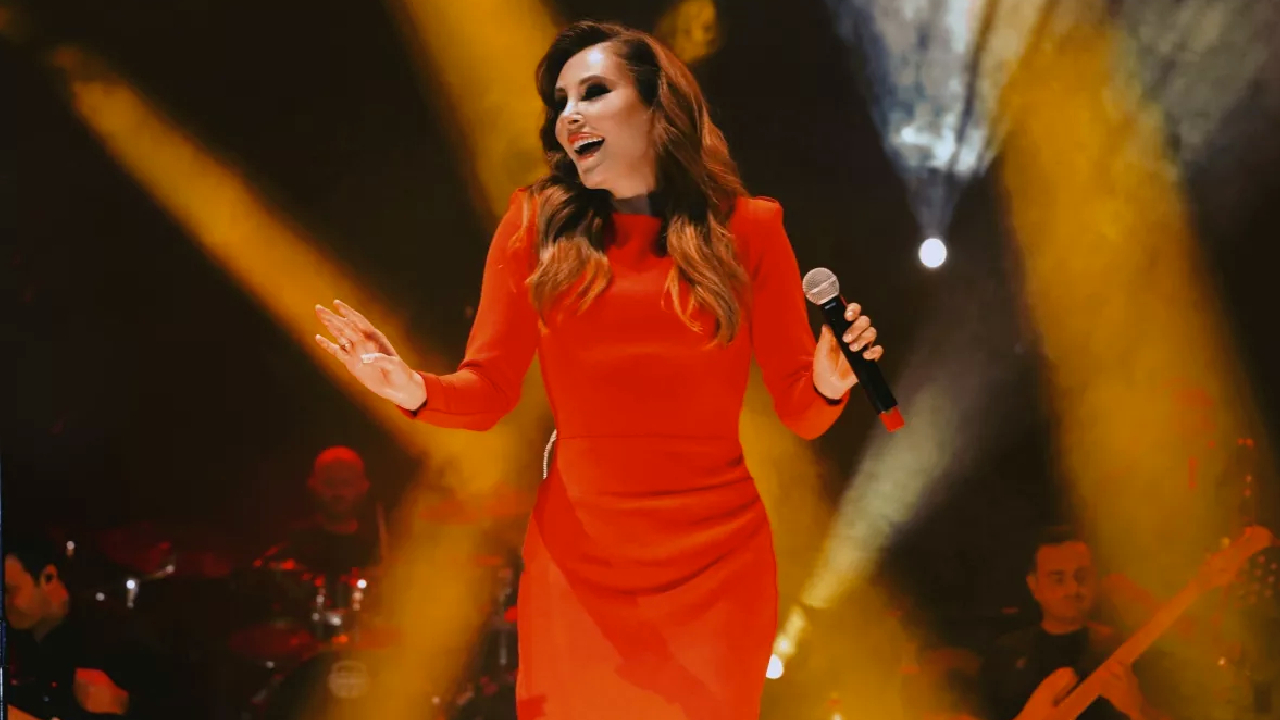 Funda Arar'ın tepki olarak Isparta konserine çıkmayacağı iddiası yalanlandı
