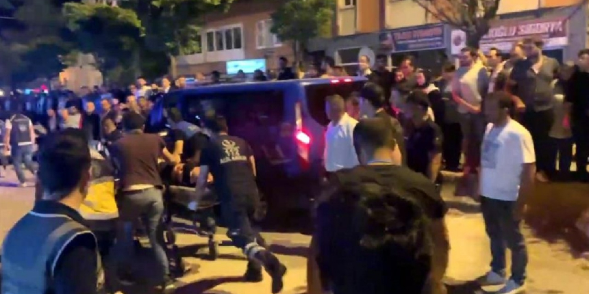 Cengiz Kurtoğlu konserinde silahlı kavga: 2 yaralı